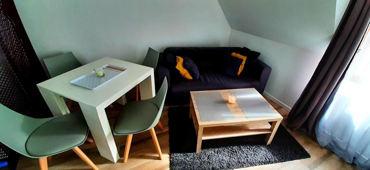 Charmant Studio Au Coeur De Sens Apartment Luaran gambar